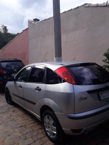 Ford focus 1.6 Flex hatchback oportunidade