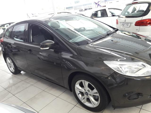Ford focus 1.6 automático 2014 aceito trocas - Foto 7
