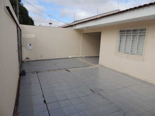 Casa térrea em ótima localização, contendo 3 dormitórios sendo 01 suíte - Foto 4
