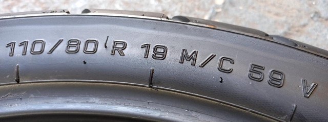 Pneu Metzeler Tourence Front 110/80-19 - Foto 4