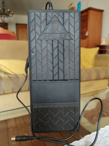 Pedal Volume/expressão Behringer Fcv100 - Foto 5