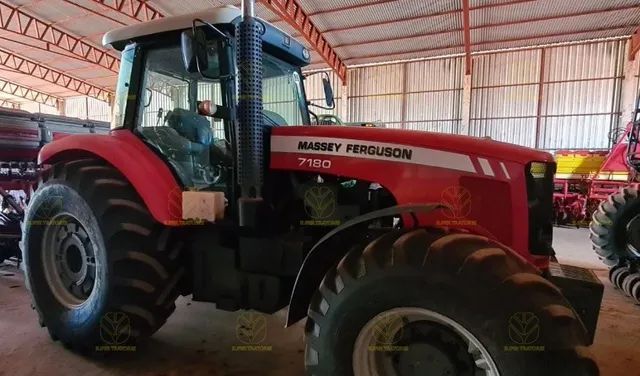 Trator Massey Ferguson 7180 ano 2012.