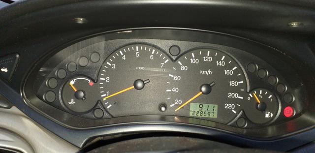 Focus Ghia Sedan 2001 - Foto 5