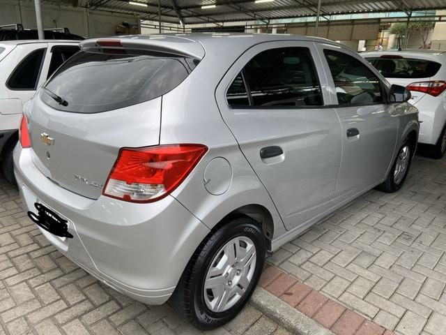 Onix completo ano 2017