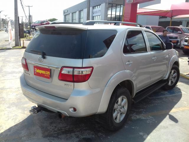 TOYOTA HILUX SW4 2009/2010 3.0 SRV 4X4 7 LUGARES 16V TURBO INTERCOOLER DIESEL 4P AUTOMÁTI - Foto 6