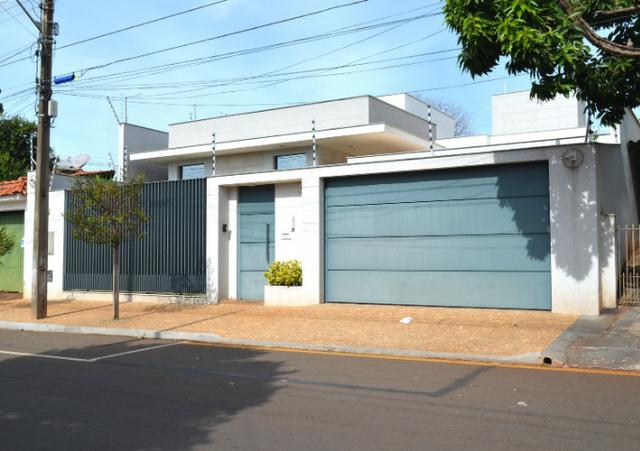 Casa em Ibiporã, Jd Paraíso 180m², 3 Quartos - Alto padrão