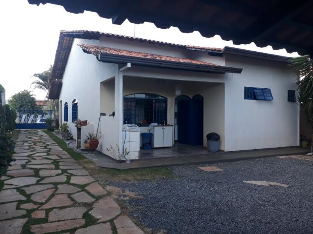 Vendo linda casa em condomínio fechado na DF 425(Pego sua casa no Setor de Mans?es!) - Foto 20
