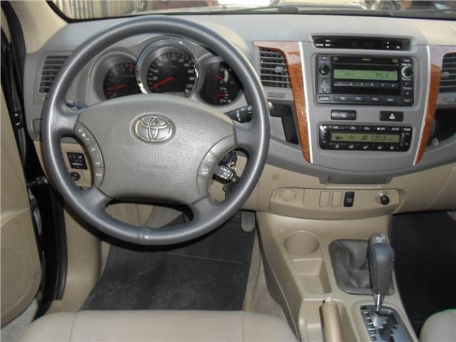 Toyota Hilux sw4 3.0 srv 4x4 7 lugares 16v turbo intercooler diesel 4p automático - Foto 5