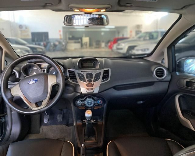 New Fiesta Sedan - Foto 7