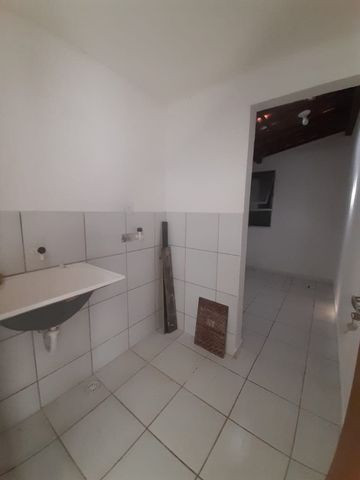 Casa na cidade das flores, bem dividida com 3 quartos, 2 banheiros, bairro sossegado - Foto 7