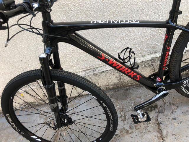 Bicicleta MTB Carbono aro 29 - Foto 5
