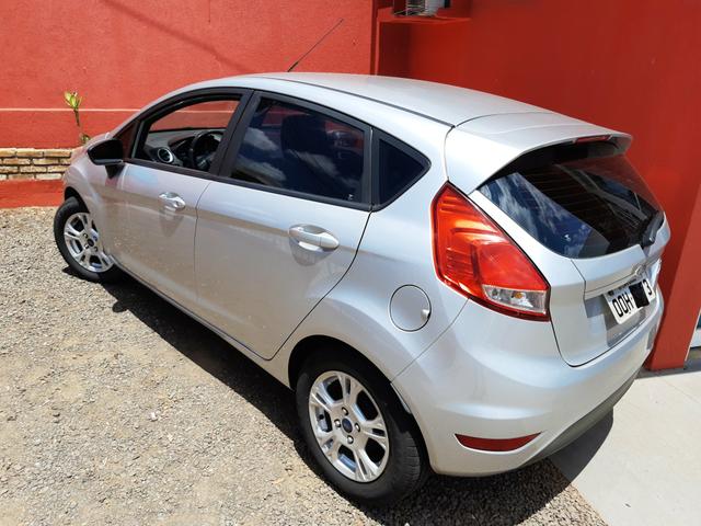 New Fiesta Hatch 1.5 SE * 2014 - Foto 4