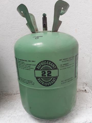 Vendo 2 botijões de gás ar condicionado vazio com válvula - Foto 2
