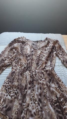 Vestido areia e mel