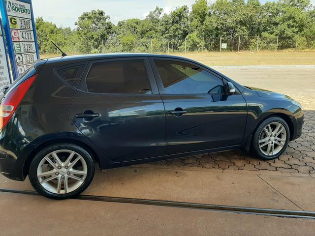 Vendo Hyundai I30 2.0 automático - Foto 2