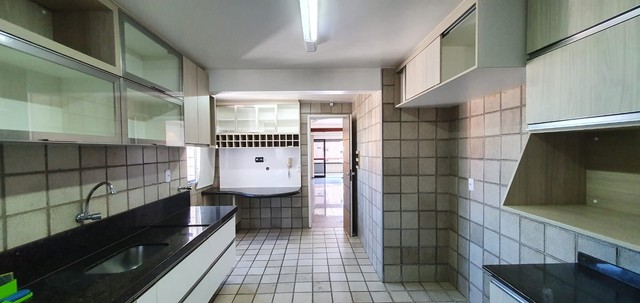Apartamento para venda possui 190 metros quadrados com 3 quartos em Mucuripe - Fortaleza - - Foto 16