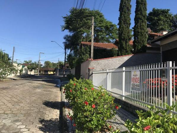 Casa à venda com 3 dormitórios em Glória, Joinville cod:KR711 - Foto 2