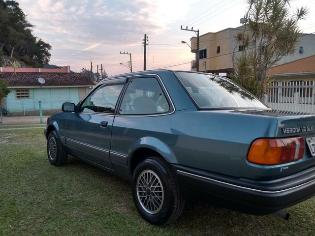 Verona GLX AP 1.8 relíquia 99 km - Foto 2