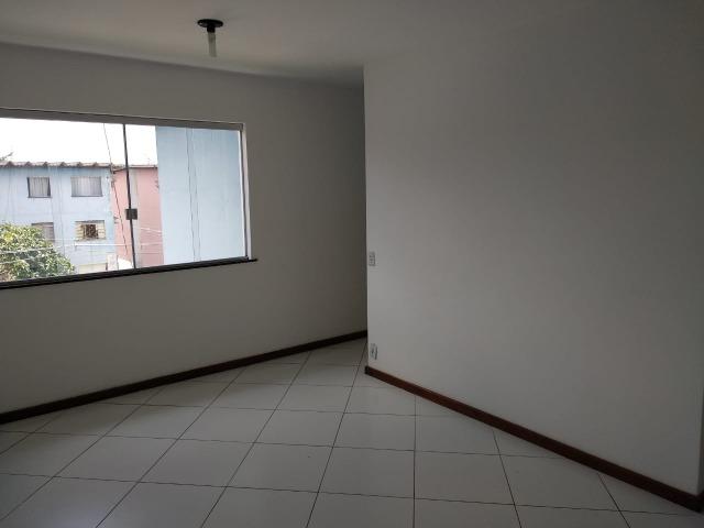 Apartamento reformado em condomínio fechado no sobradinho - Foto 3