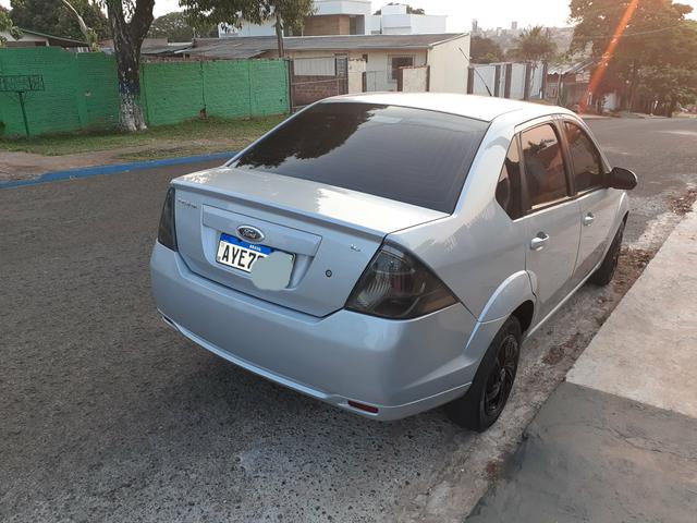Fiesta sedan 1.6 8v 2014 Financiamento 100% PELO banco - Foto 2