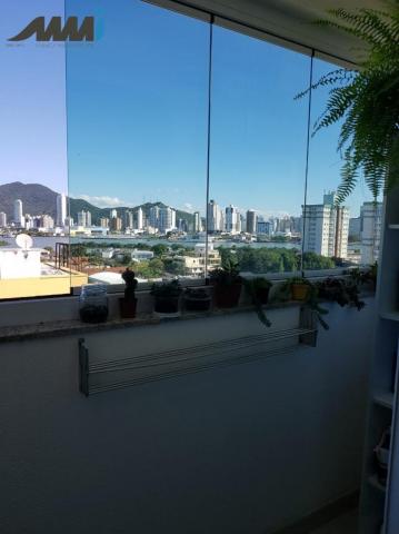 Apartamento amplo 2 quartos no centro de navegantes - Foto 3