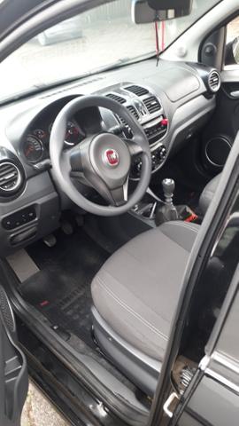 Fiat grande Siena 2015 - Foto 4