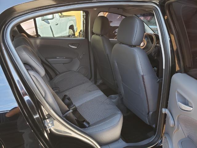 Fiat - Palio Attractive 1.4 Flex (Completo) - Foto 9