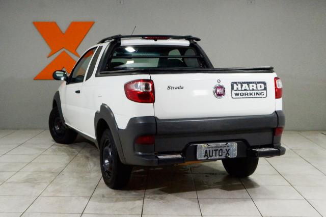 Fiat Strada Working HARD 1.4 Fire Flex 8V CE - Branco - 2018 - Foto 6