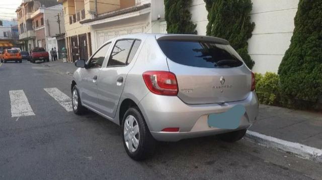 Renault sandero 5.000