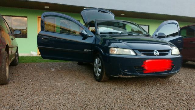 Celta Spirit 1.0 com ar
