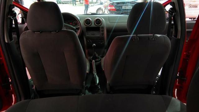 Ford Fiesta Hatch 1.0 2006 - Foto 12