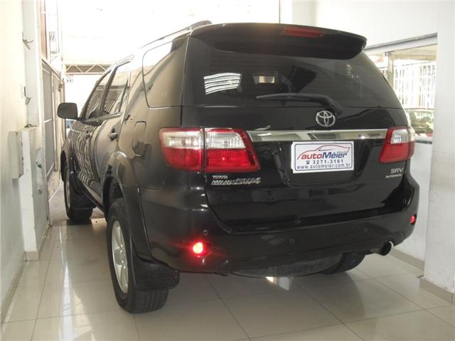 Toyota Hilux sw4 3.0 srv 4x4 7 lugares 16v turbo intercooler diesel 4p automático - Foto 4
