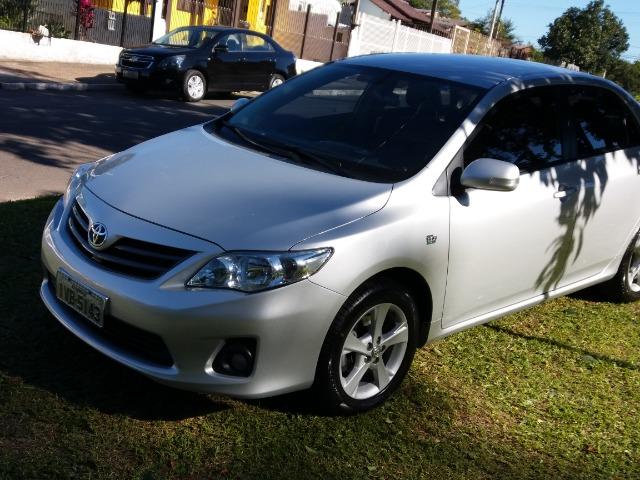 Toyota Corolla XEI , único dono
