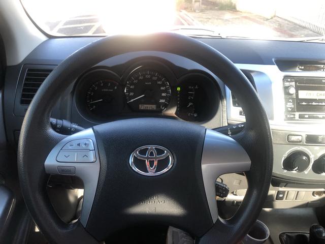 Toyota Hilux SR 4x4 3.0 8V 116CV TB DIESEL / pneu NOVO / todas revisões na Toyota - Foto 4