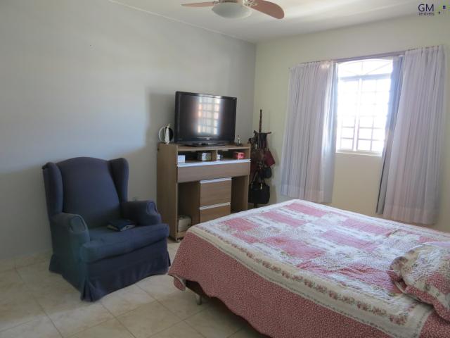 Excelente casa para venda no Condomínio RK com 4 suítes e ótima estrutura, Aceita casa e a - Foto 12