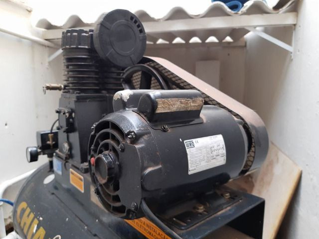 Compressor de ar média pressão 10 pcm 110 litros - Chiaperini 10 MPI 110 L - Foto 4