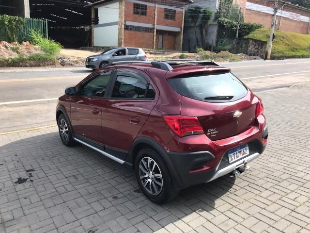 Onix Hatch Activ 1.4 8v Automático - 2017 - Foto 4
