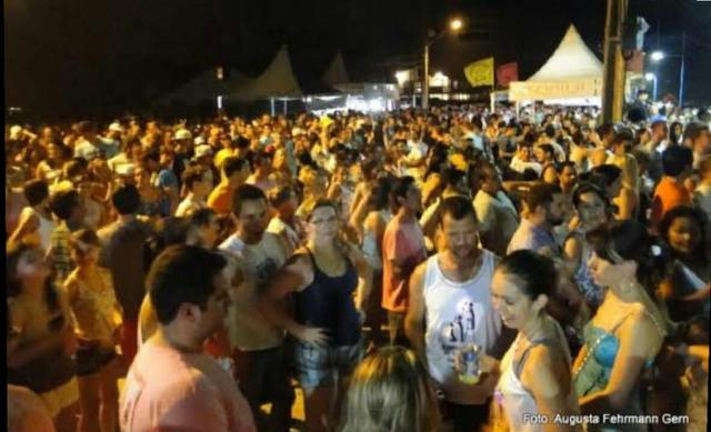 Casa Carnaval Centro próx a 1 e 2 pedra Itapoa - Foto 2
