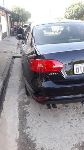 Jetta 2012 + teto - Foto 2