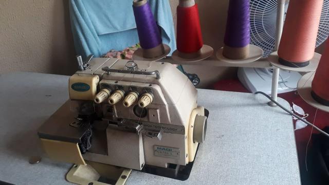 Máquina de Costurar - Foto 2