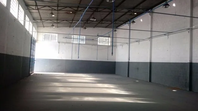Galpão : / Comercial / Jardim Arizona