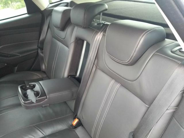 FORD Focus Titanium Plus 2015 Hatch - Foto 5