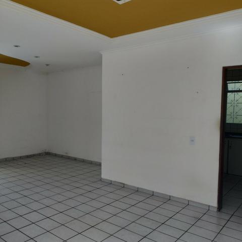 Alugo casa 3/4 na Jatiúca - Foto 2