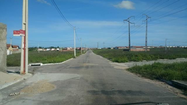 Lotes na região do aeroporto pronto para morar ou investir - Foto 3