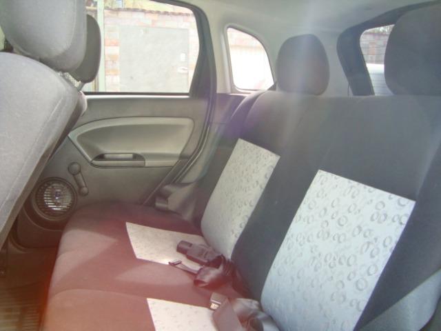 Ford Fiesta class flex 4 portas troco carro mais caro - Foto 9