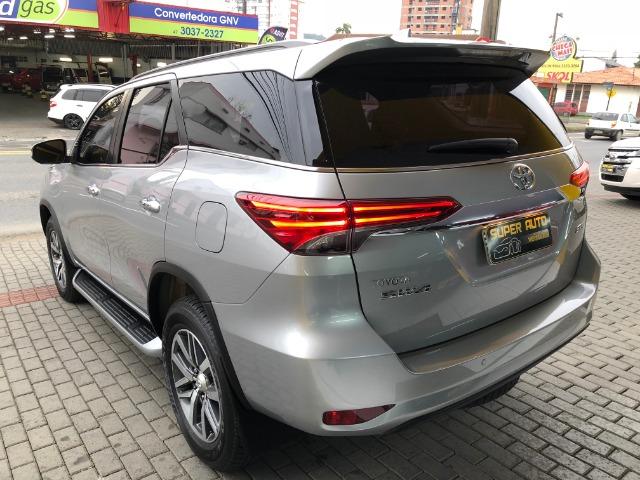 Toyota SW4 SRX 2.8 Aut 4x4 5L - Foto 5