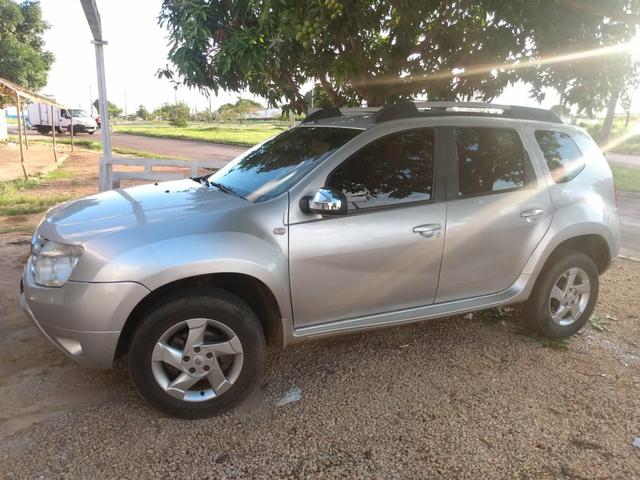 Vendo linda Duster ano 2014 motor 1.6 - Foto 14