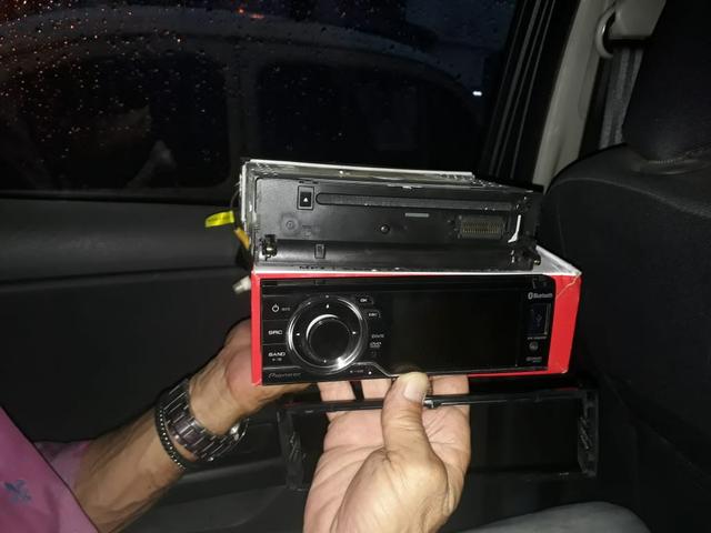 Radio automotivo pioneer novinho