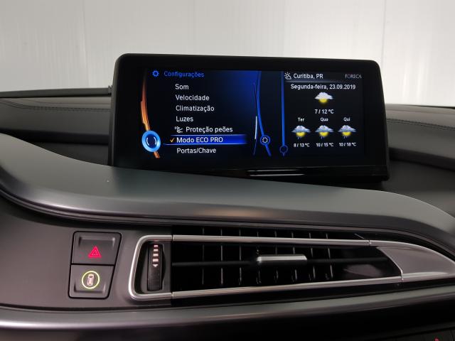 BMW i8 e-Drive 1.5 TB 12V 362cv Aut. - Cinza - 2015 - Foto 16