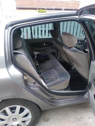 Renault Clio 06 sedan 1.6 16v GNV